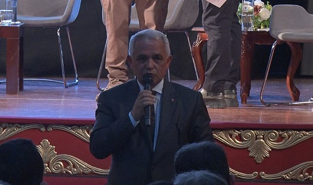 Mamak Belediye ev sahipliğinde Farklı Perspektiflerden Afet Paneli