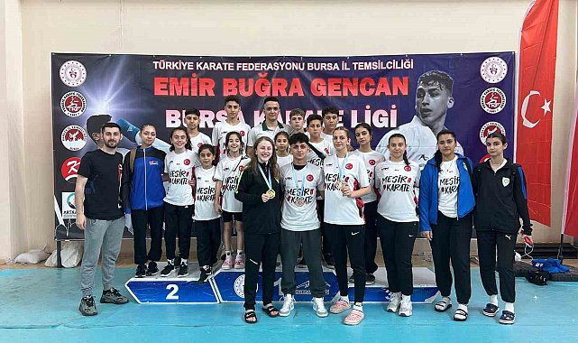 Manisalı karateciler Bursa'dan 4 dereceyle döndü