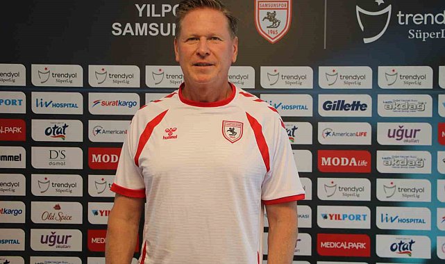 Markus Gisdol: "Taraftarımızın ve şehrin Trabzonspor maçını dört gözle beklediğinin bilincindeyiz"