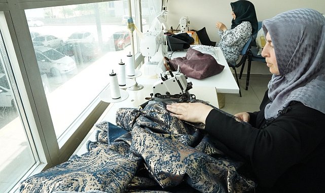 Melikgazi'de eğitimin renkli yüzü: MELMEK kursları