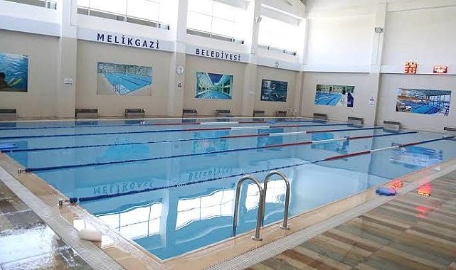Melikgazi'de yüzme bilmeyen kalmayacak