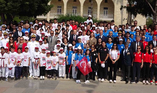 Mersin'de 19 Mayıs Atatürk'ü Anma Gençlik ve Spor Bayramı coşkuyla kutlandı