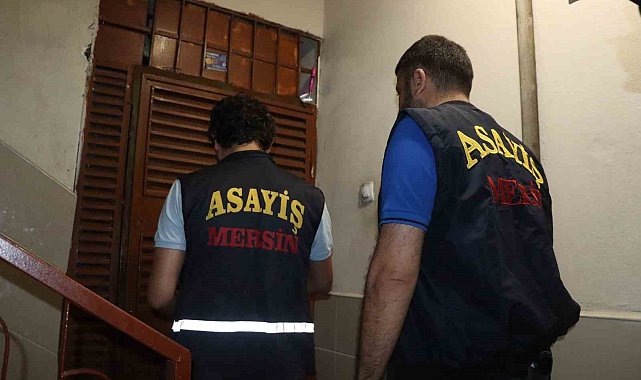 Mersin&#039;de aranan şahıslar operasyonu: 84 gözaltı