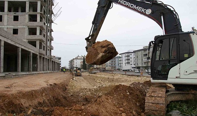 Mersin'de yeni yollar açılmaya devam ediyor
