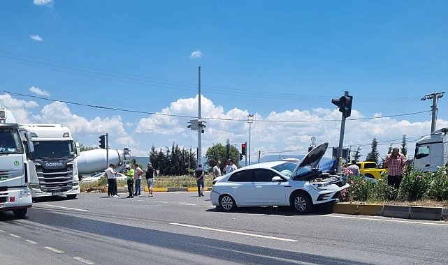 Milas'ta tır ile otomobil çarpıştı: 1 yaralı