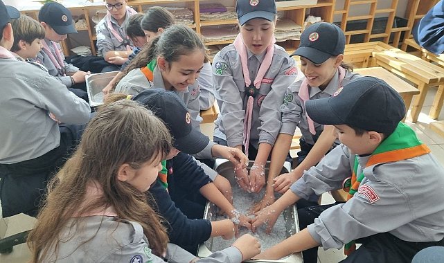 Minik izciler çalışmalarını sürdürüyor