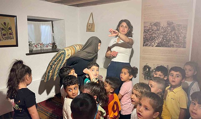 Minik öğrenciler Kent Müzesi'ni ziyaret etti
