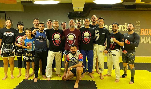 MMA'ın 'Ronaldo'su' Eskişehir'de genç sporculara eğitim verdi