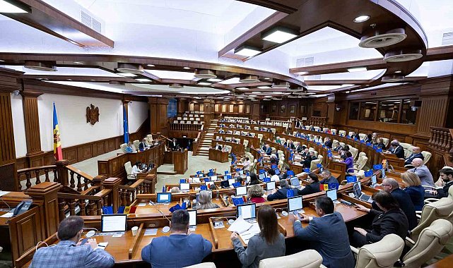 Moldova'da 20 Ekim'de AB'ye katılım referandumu yapılacak