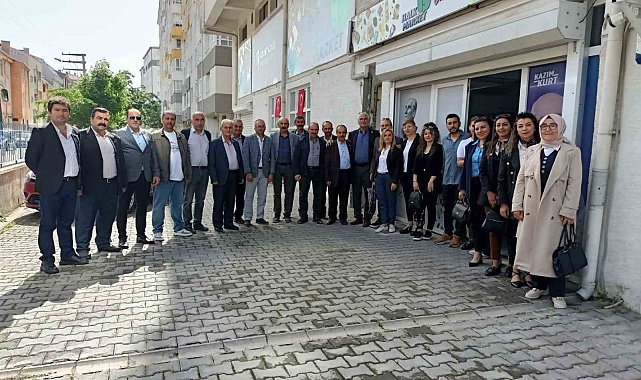 Muhtarlar Odunpazarı Belediyesi'nin birimlerini gezdi
