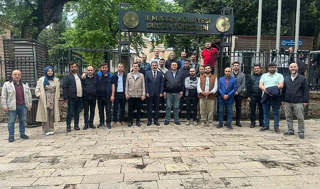 Muradiye Külliyesine ziyaretçi akını