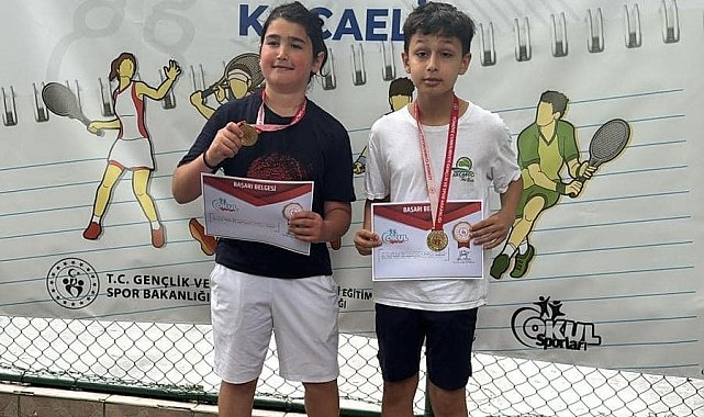 Mustafa Açıkalın Ortaokulu Türkiye şampiyonasında