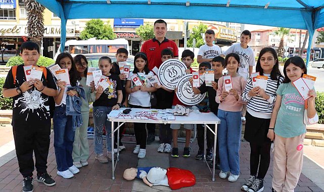 NAFAD trafik ve ilk yardım farkındalığı için stant açtı