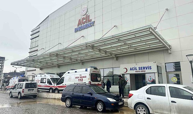 Nefes borusuna yemek takılan öğretmen öldü