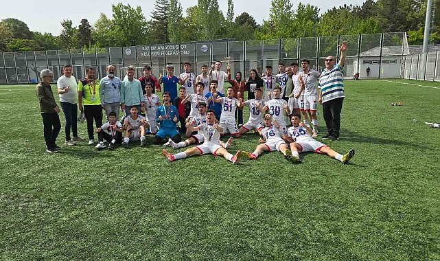 Niğde'nin U18 Takımından Tarihi Başarı