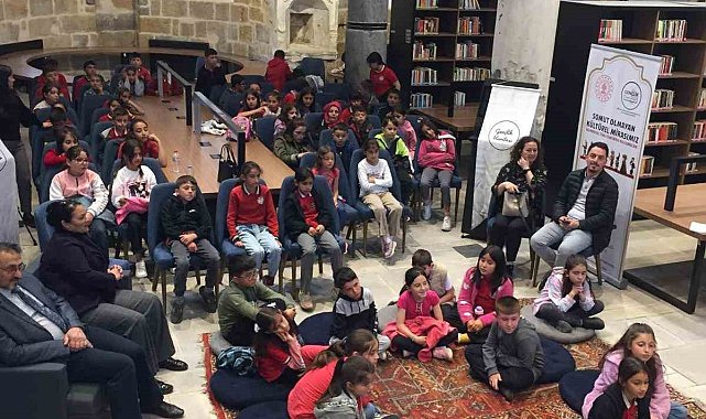 Niğdeliler 'Köy Seyirlik ve Orta Oyunu' gösterileri ile buluştu