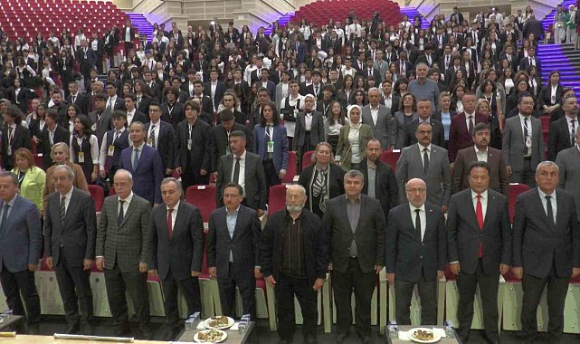 Öğrenciler Model BM Toplantısı'nda 'çevresel sürdürülebilirliği' konuştu