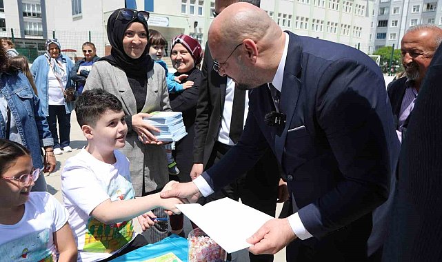 Öğrencilerden 'Hayallerim Gerçek Olsa' kitabı