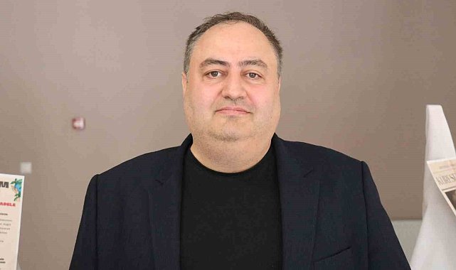 Öğrencilerin düzenlediği "Tükettikçe Tükeniyoruz Başka Dünyamız Yok" paneline yoğun ilgi