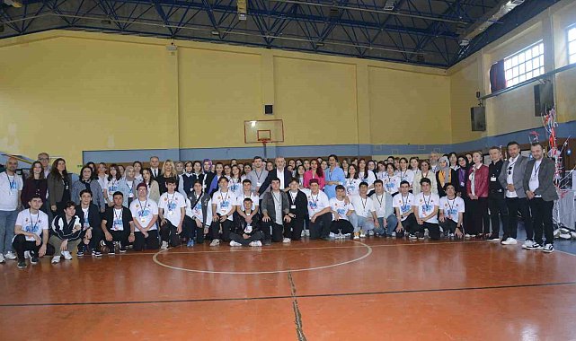 Öğrencilerin projeleri görücüye çıktı