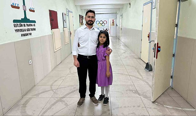 Öğrencisini "Heimlich" manevrasıyla hayata döndüren öğretmen o anları anlattı