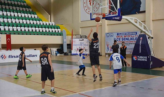 Okul sporları ilçe şenlikleri devam ediyor