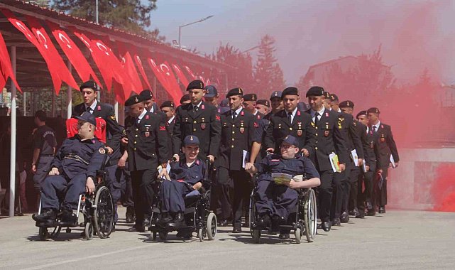 Ordu'da engelli bireyler bir günlük asker oldu
