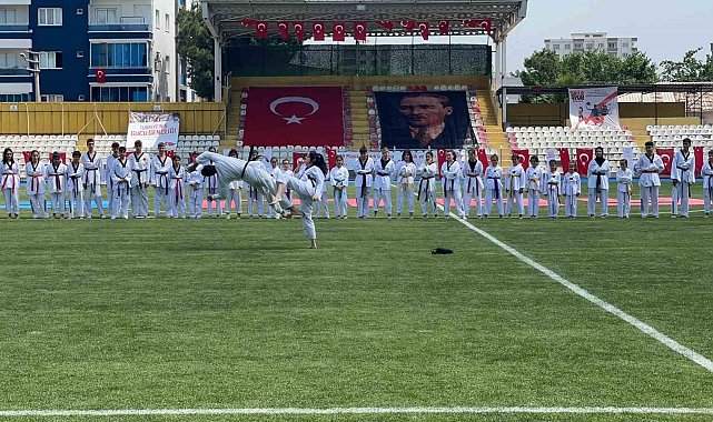 Osmaniye'de 19 Mayıs coşkusu