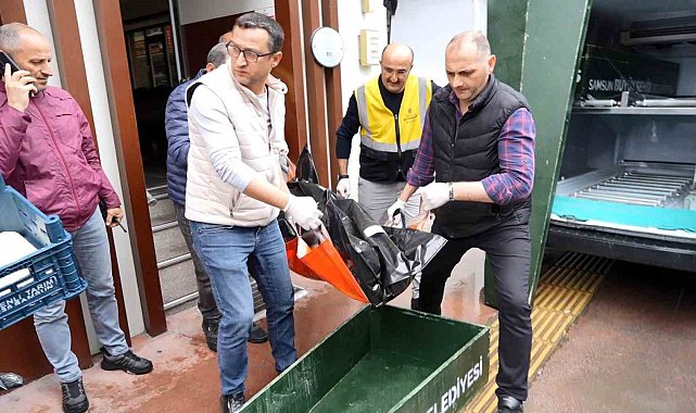 Otel odasında silahla vurulmuş halde ölü bulundu