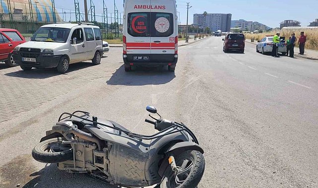 Otomobil ile motosiklet çarpıştı: 1 yaralı
