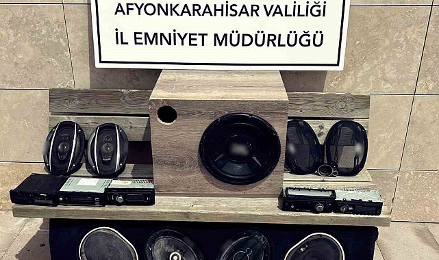 Otomobil ve kamyonları soyan şahısları polis yakaladı