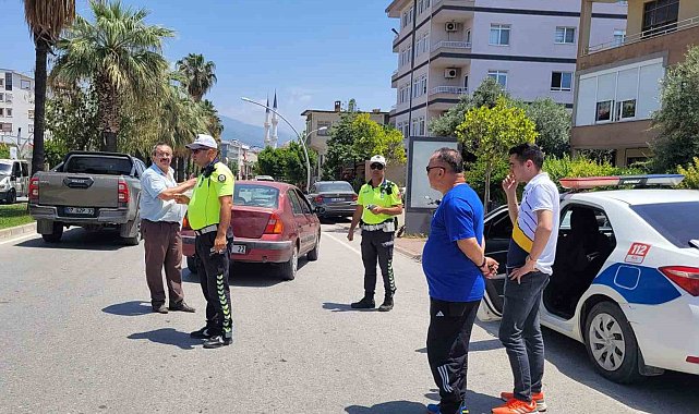 Otomobilin çarptığı 7 yaşındaki ilkokul öğrencisi yaralandı