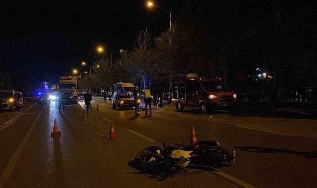 Otomobilin çarptığı motosiklet kazasında ölü sayısı 2'ye yükseldi
