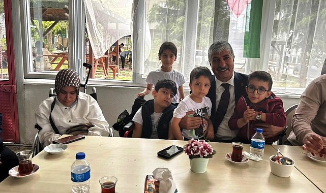 Özel bireyler ile kahvaltıda buluştular