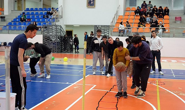 Özel çocuklar, "Spora Engel Yok Festivali"nde buluştu