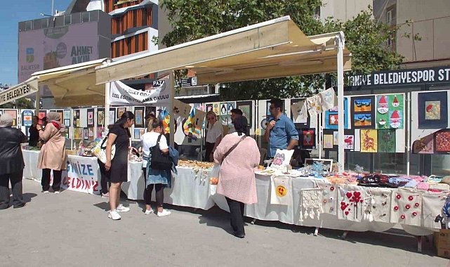 Özel gençlerin geleneksel el sanatları ve resim sergisi ilgi gördü