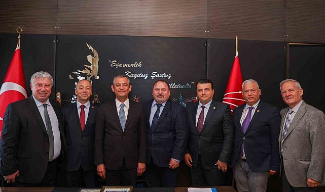 Özgür Özel'den Balkan Rumeli Türkleri'ne destek sözü