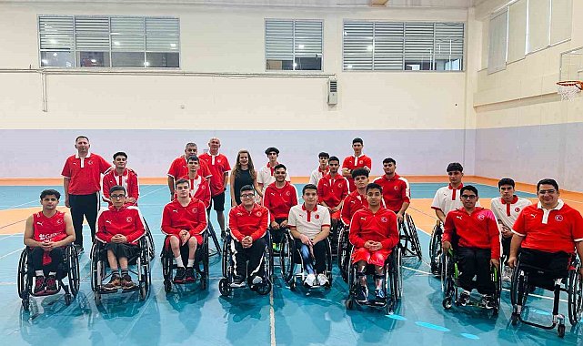Pamukkale Belediyespor'da İlker Gündüz'e milli davet