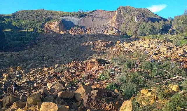 Papua Yeni Gine'de toprak kayması: 100'den fazla ölü olduğu tahmin ediliyor