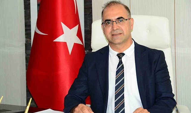 Prof. Dr. Akdağ'dan KBB ilgili İngilizce eser