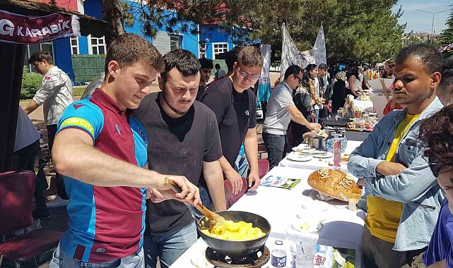 "81 İl Karabük Üniversitesinde Buluşuyor" festivali başladı