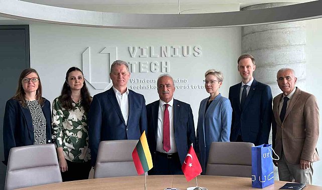 Rektör Çomaklı yurda 9 iş birliğiyle döndü