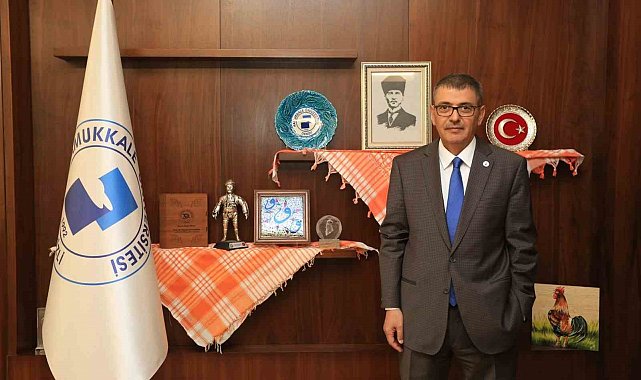 Rektör Kutluhan: "Ülkemiz, genç beyinlerimizin inancı ile geleceğe koşmaktadır"
