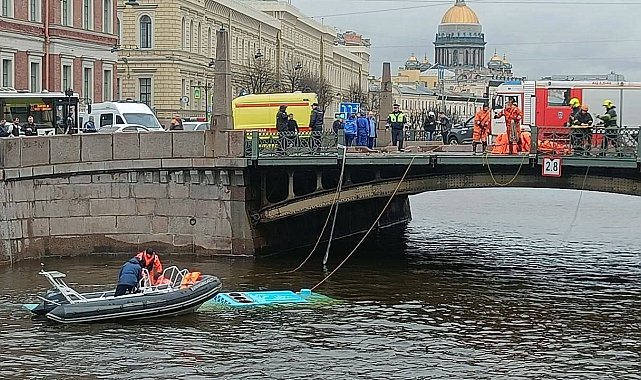 Rusya'da yolcu otobüsü nehre uçtu: 4 ölü
