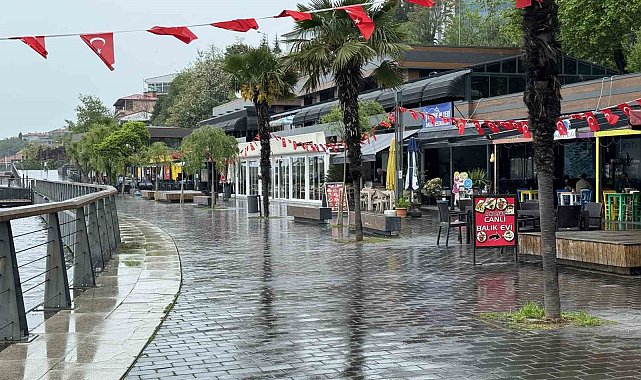 Sahiller boş kaldı