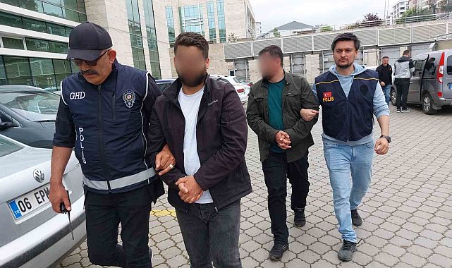 Samsun'da 5 kaçak göçmen ve 2 göçmen kaçakçısı yakalandı
