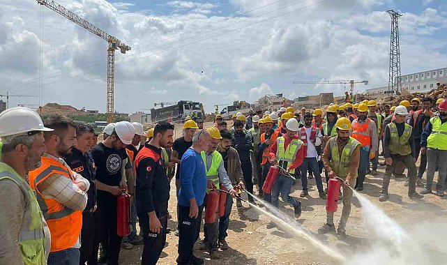 Şantiye çalışanlarına yangın ve acil durum eğitimi verildi