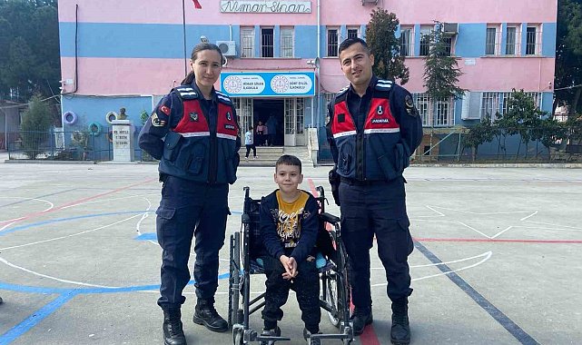 Sarıgöl Jandarmasından okullarda eğitim