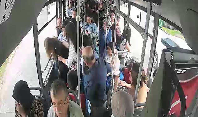 Şeker komasına giren yolcusunu görünce güzergahını hastaneye çevirdi