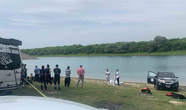 Seyhan Nehri'ne giren genç kayboldu